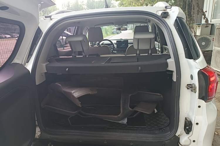 Used BYD Yuan Pro 2021 401 km Luxury Version Trunk