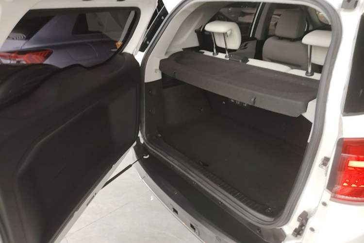 Used BYD Yuan Pro 2021 401 km Luxury Version Trunk