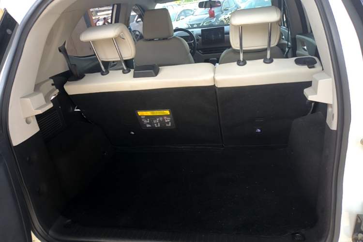 Used BYD Yuan Pro 2021 401 km Luxury Version Trunk