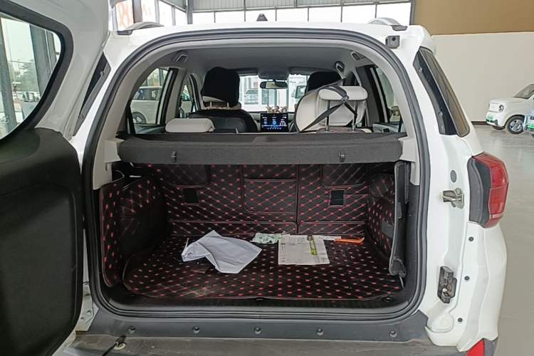 Used BYD Yuan Pro 2021 401 km Luxury Version Trunk