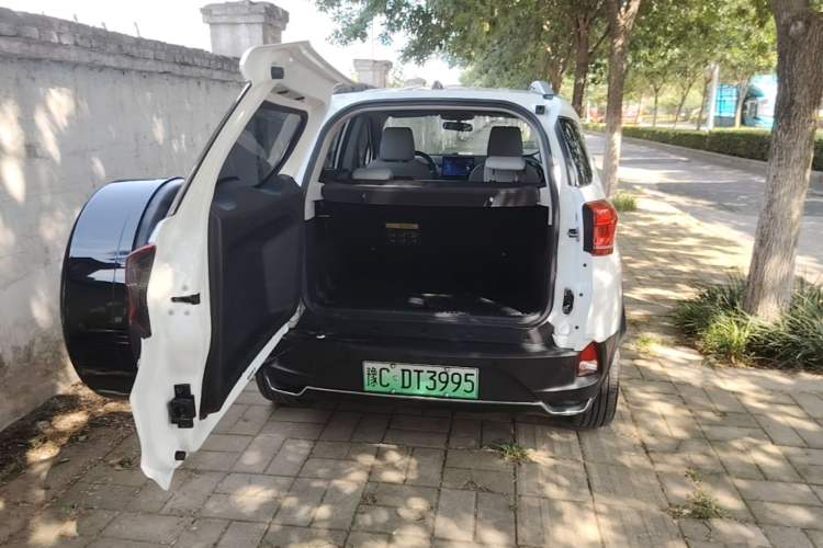 Used BYD Yuan Pro 2021 401 km Luxury Version Trunk