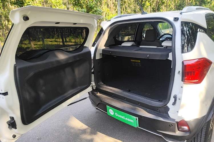 Used BYD Yuan Pro 2021 401 km Luxury Version Trunk