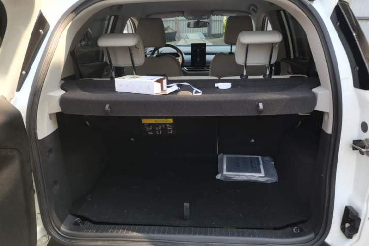 Used BYD Yuan Pro 2021 401 km Luxury Version Trunk