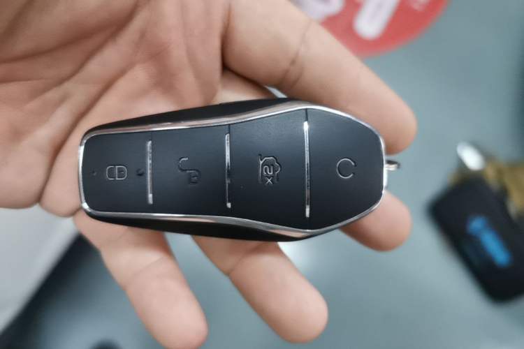Used BYD Yuan Pro 2021 401 km Deluxe Version Vehicle Key