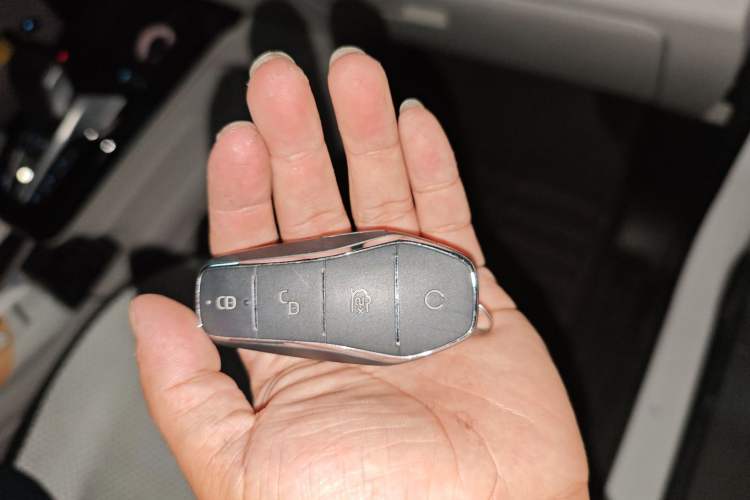 Used BYD Yuan Pro 2021 401 km Luxury Version Vehicle Key