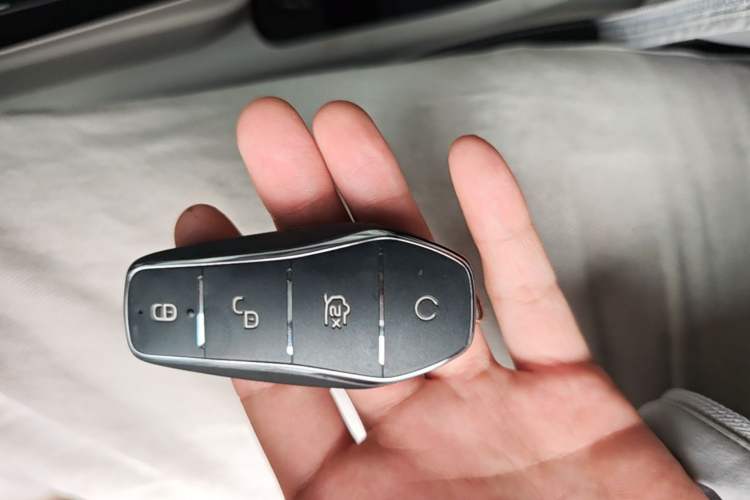 Used BYD Yuan Pro 2021 401 km Luxury Version Vehicle Key