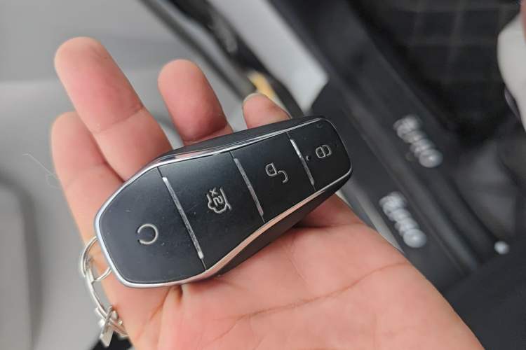 Used BYD Yuan Pro 2021 401 km Luxury Version Vehicle Key