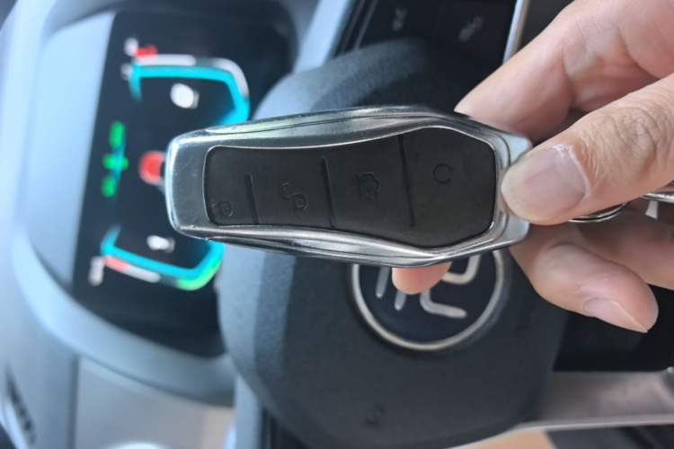 Used BYD Yuan Pro 2021 401 km Luxury Version Vehicle Key