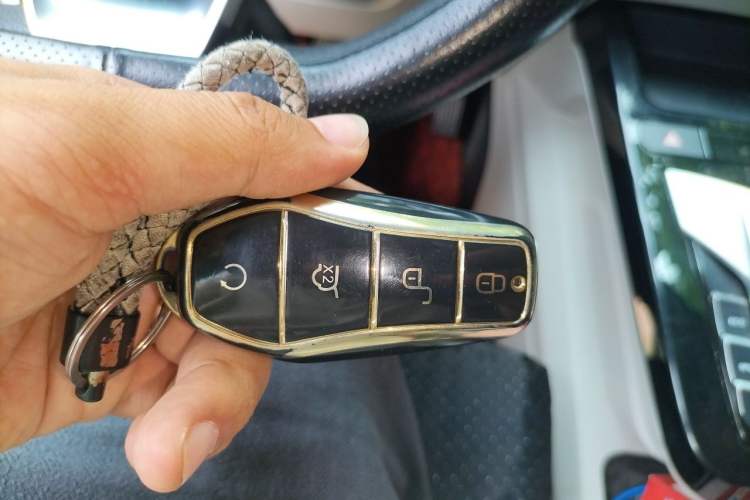 Used BYD Yuan Pro 2021 401 km Luxury Version Vehicle Key