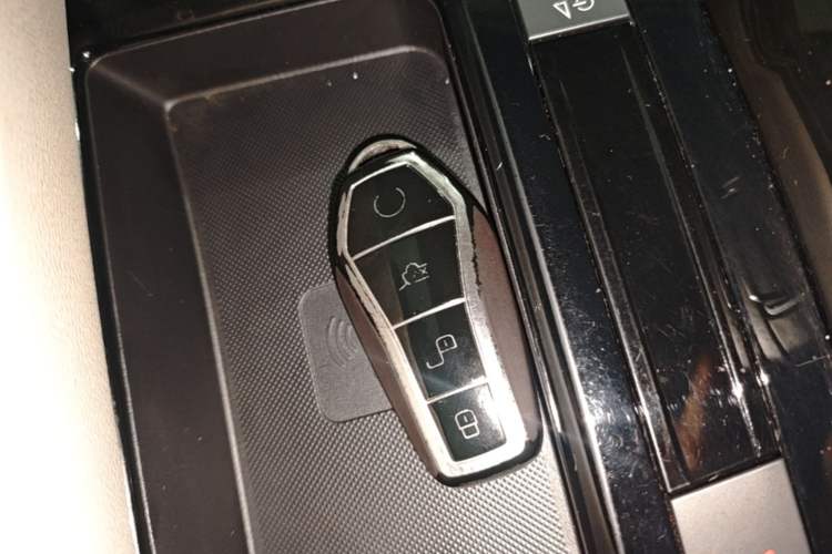 Used BYD Yuan Pro 2021 401 km Luxury Version Vehicle Key