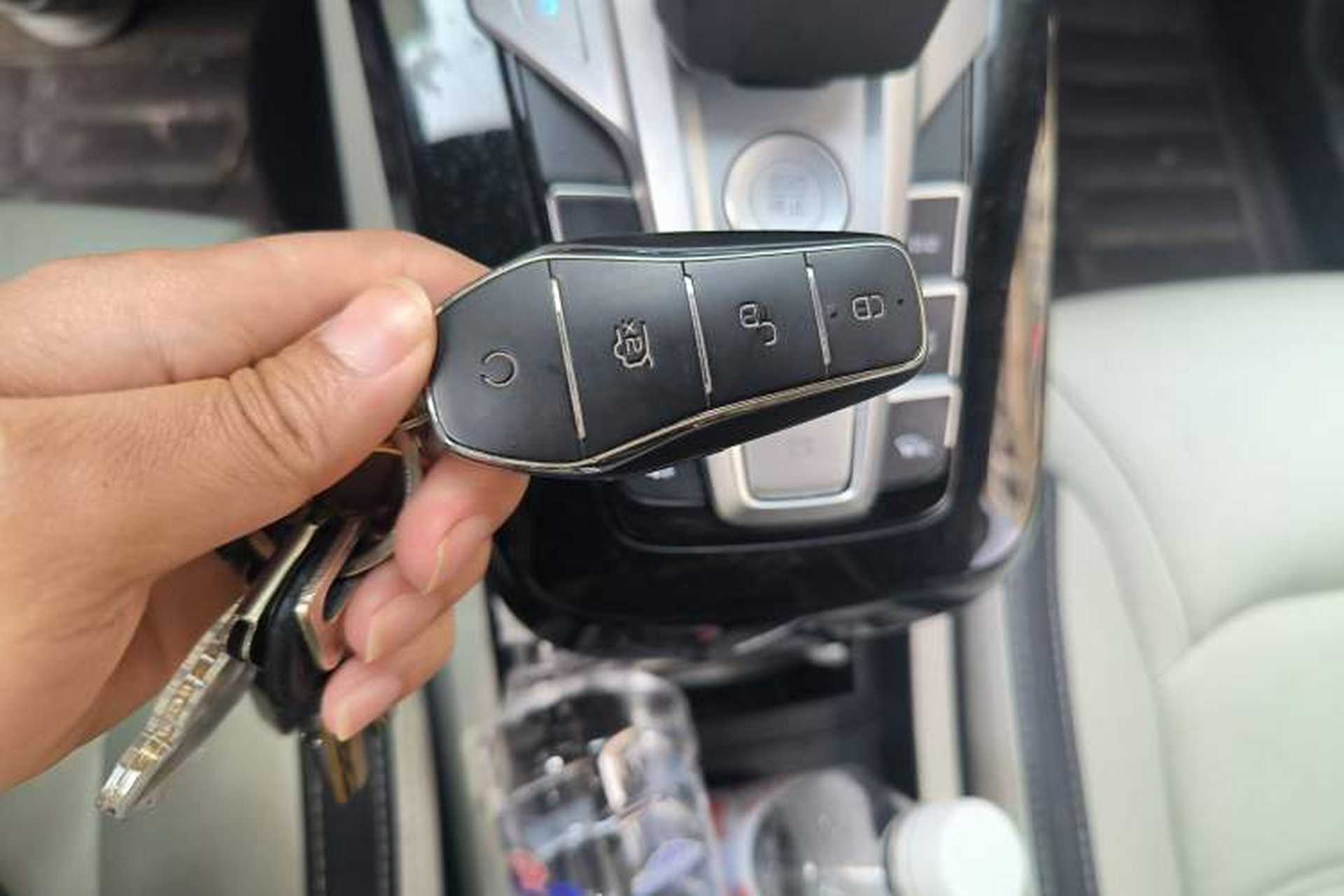 Used BYD Yuan Pro 2021 401 km Luxury Version Vehicle Key