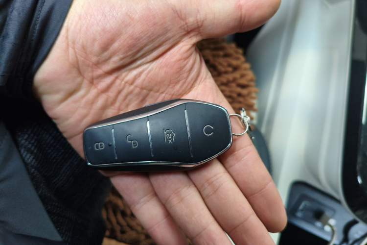 Used BYD Yuan Pro 2021 401 km Luxury Version Vehicle Key