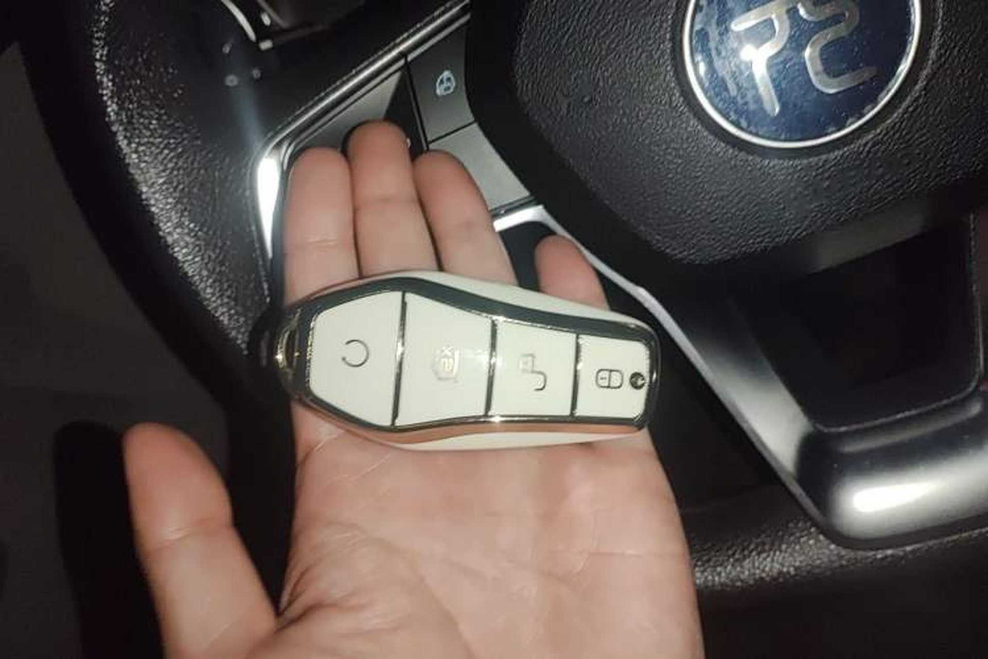 Used BYD Yuan Pro 2021 401 km Luxury Version Vehicle Key