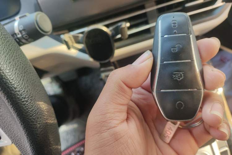 Used BYD Yuan Pro 2021 401 km Luxury Version Vehicle Key