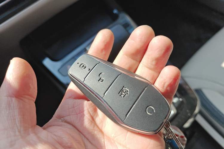 Used BYD Yuan Pro 2021 401 km Deluxe Version Vehicle Key