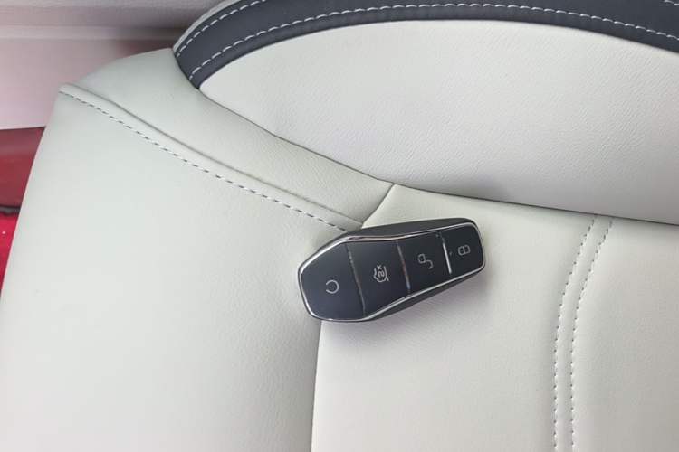 Used BYD Yuan Pro 2021 401 km Luxury Version Vehicle Key