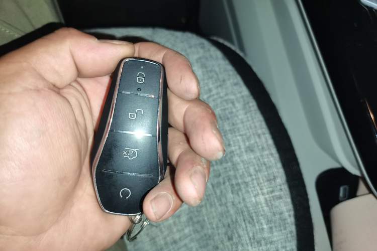 Used BYD Yuan Pro 2021 401 km Luxury Version Vehicle Key
