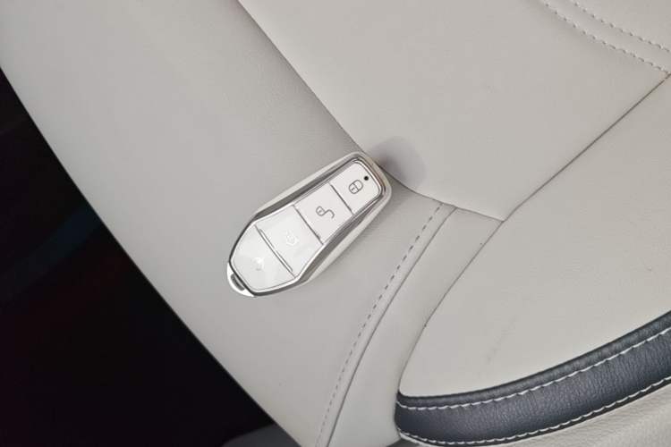Used BYD Yuan Pro 2021 401 km Luxury Version Vehicle Key