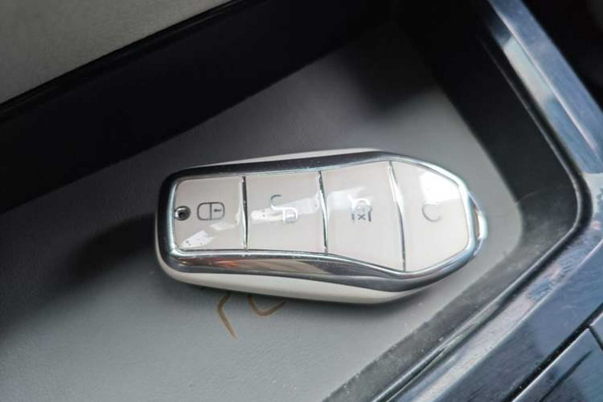 Used BYD Yuan Pro 2021 401 km Luxury Version Vehicle Key