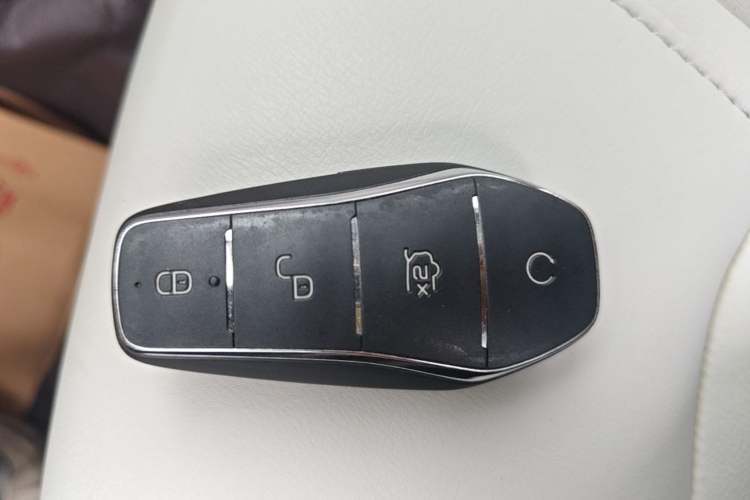 Used BYD Yuan Pro 2021 401 km Deluxe Version Vehicle Key
