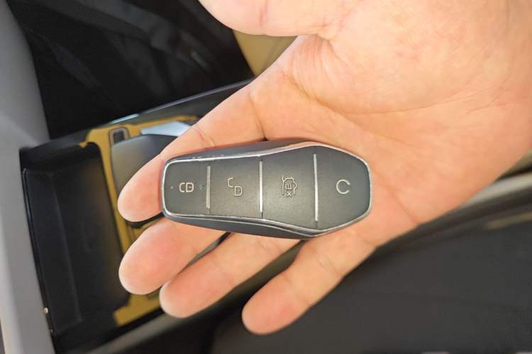 Used BYD Yuan Pro 2021 401 km Deluxe Version Vehicle Key