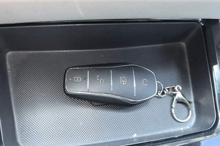 Used BYD Yuan Pro 2021 401 km Luxury Version Vehicle Key