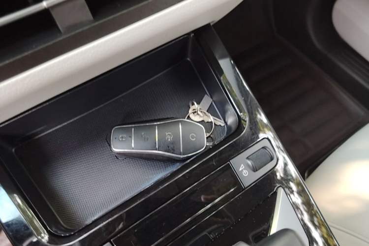Used BYD Yuan Pro 2021 401 km Luxury Version Vehicle Key