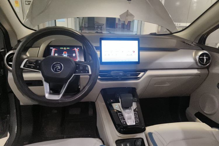 Used BYD Yuan Pro 2023 401 km Deluxe Version Center Console