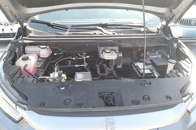 Used BYD Yuan Pro 2023 401KM Luxury Version Engine Bay