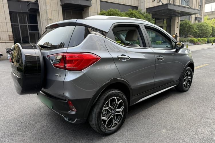 Used BYD Yuan Pro 2023 401KM Luxury Version Exterior 4
