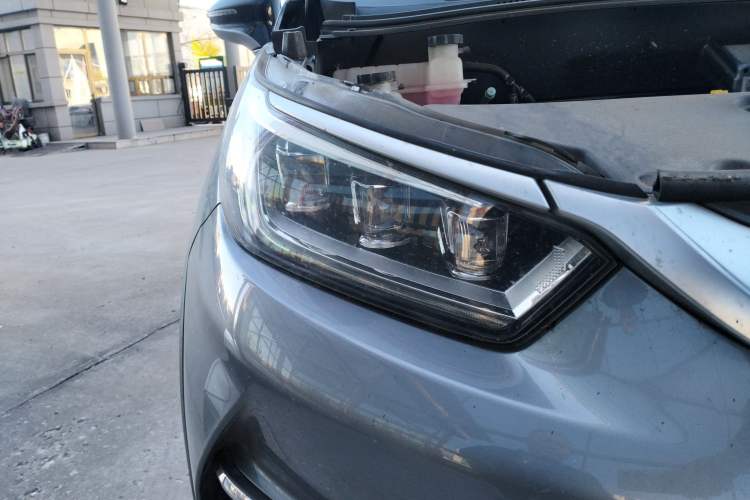 Used BYD Yuan Pro 2023 401KM Luxury Version Exterior 6