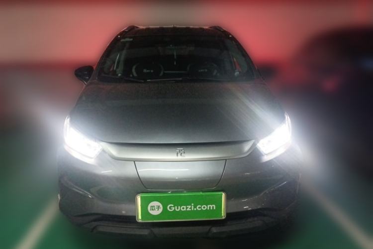 Used BYD Yuan Pro 2023 320KM Luxury Version Front
