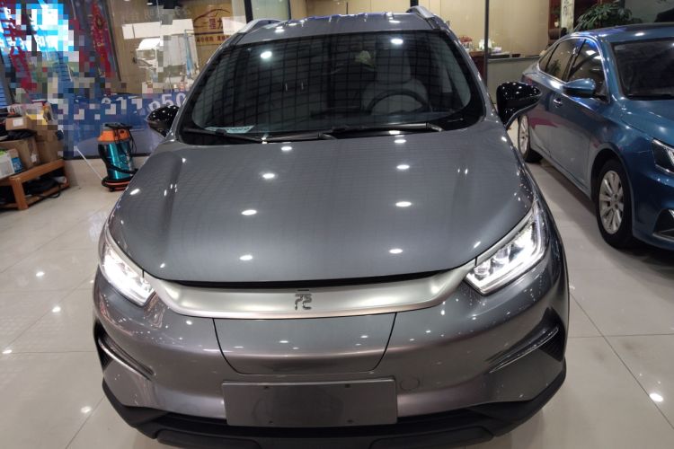 Used BYD Yuan Pro 2023 320KM Luxury Version Front