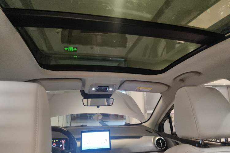 Used BYD Yuan Pro 2023 401 km Deluxe Version Headliner