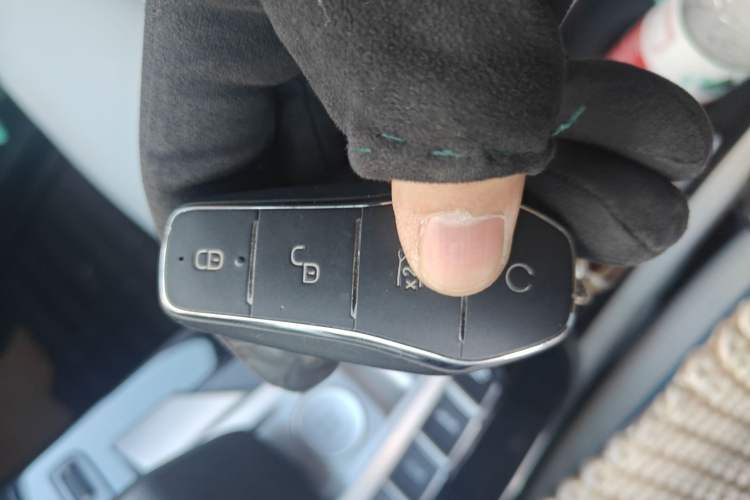 Used BYD Yuan Pro 2023 401KM Luxury Version Interior 1