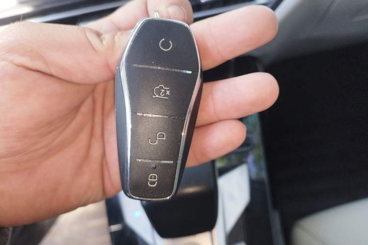 Used BYD Yuan Pro 2023 401KM Luxury Version Interior 1