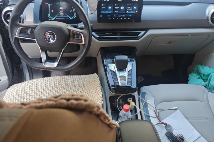 Used BYD Yuan Pro 2023 401KM Luxury Version Interior 2