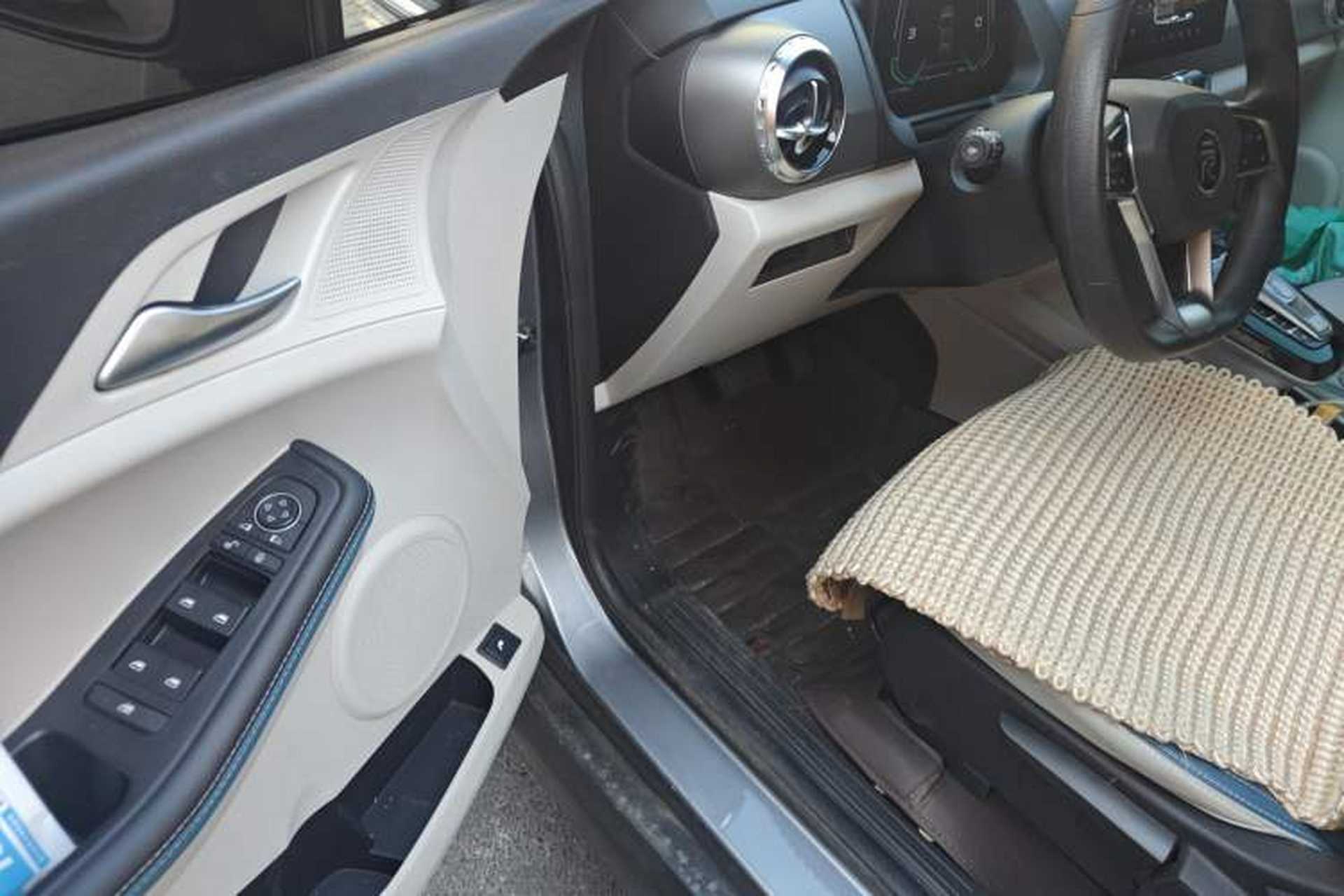 Used BYD Yuan Pro 2023 401KM Luxury Version Interior 3