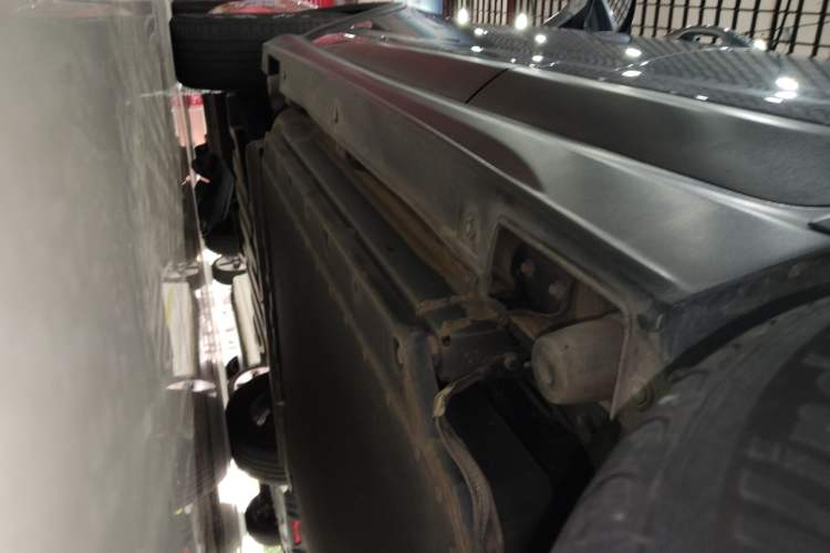 Used BYD Yuan Pro 2023 320KM Luxury Version Left Side Sill
