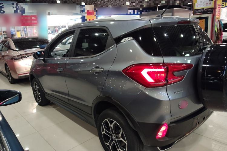 Used BYD Yuan Pro 2023 320KM Luxury Version Left Side