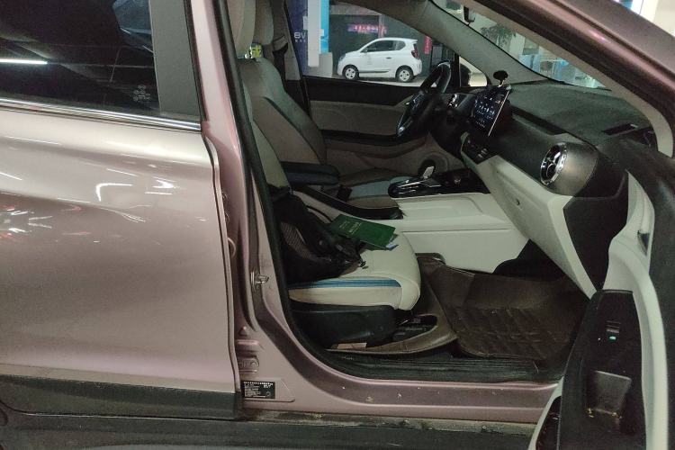 Used BYD Yuan Pro 2023 401KM Luxury Version Right Front Seat