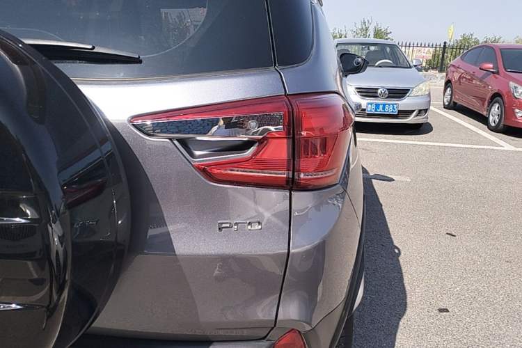 Used BYD Yuan Pro 2023 401KM Luxury Version Right Rear Taillight