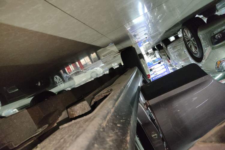 Used BYD Yuan Pro 2023 401KM Luxury Version Right Side Sill