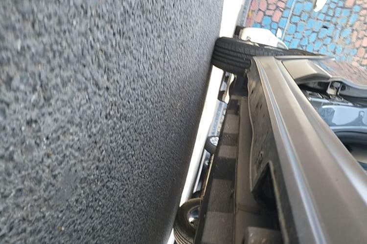 Used BYD Yuan Pro 2023 401KM Luxury Version Right Side Sill