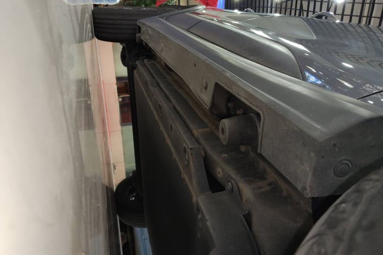 Used BYD Yuan Pro 2023 320KM Luxury Version Right Side Sill