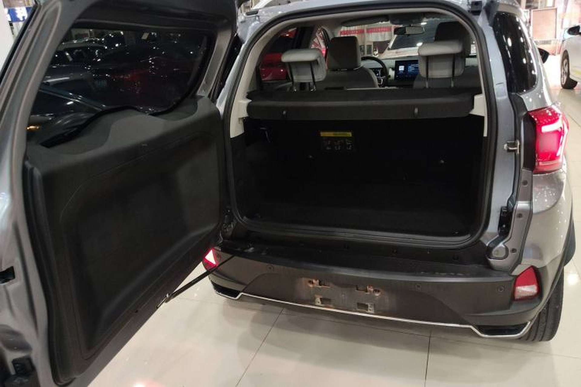Used BYD Yuan Pro 2023 320KM Luxury Version Trunk