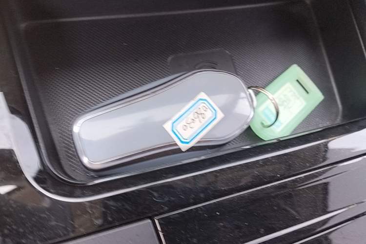 Used BYD Yuan Pro 2023 401KM Luxury Version Vehicle Key