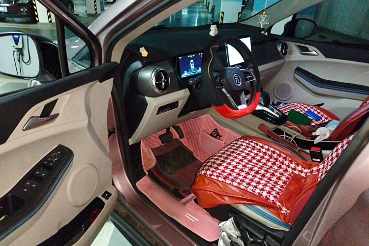 Used BYD Yuan Pro 2023 401 km Deluxe Version Driver Seat