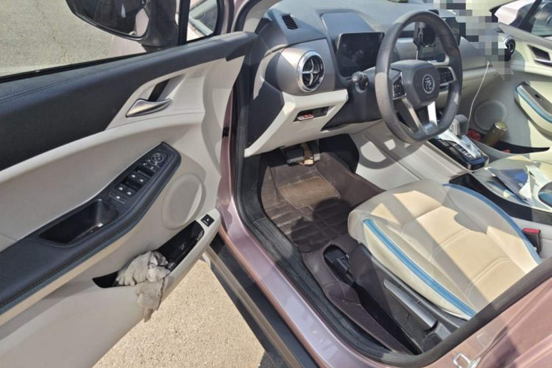 Used BYD Yuan Pro 2023 401KM Luxury Version Driver Seat
