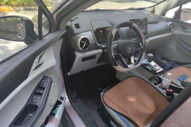 Used BYD Yuan Pro 2023 401 km Deluxe Version Driver Seat